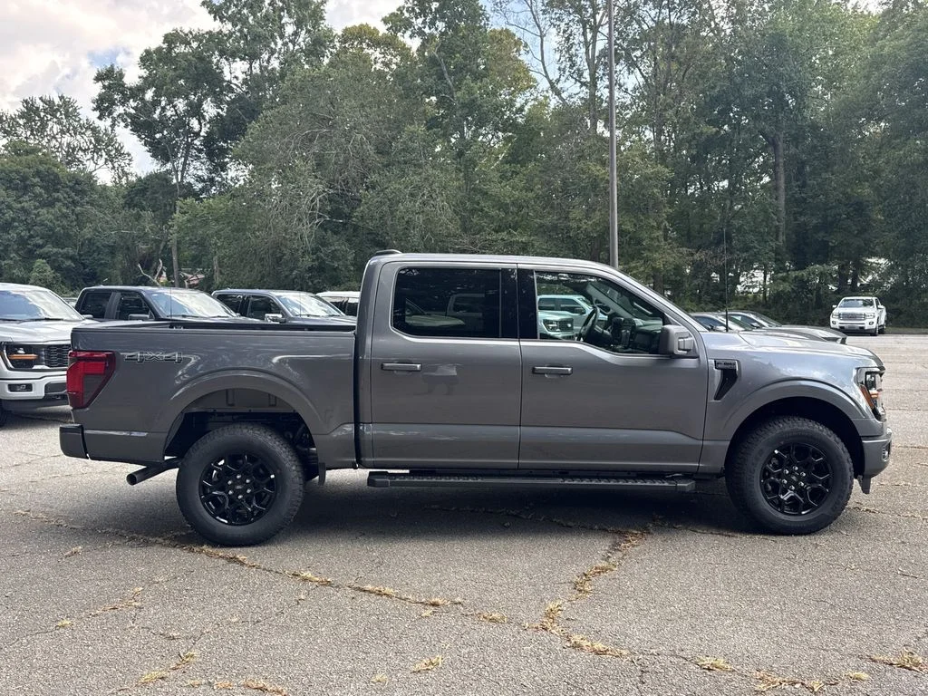 New 2026 Gray Ford XLT image 8