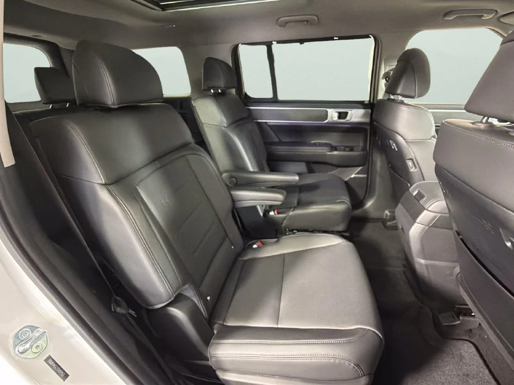 Used 2026 White Hyundai Limited image 35