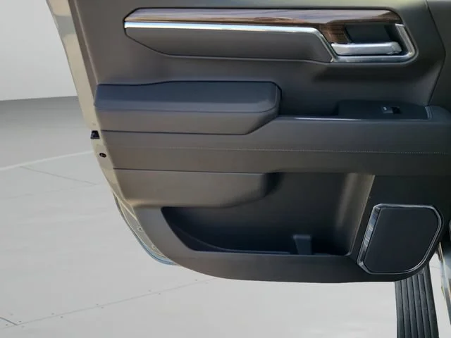 New 2026 Sterling Gray Metallic Chevrolet LT Trail Boss image 17