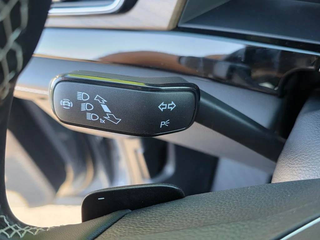 New 2026 Pure Gray Volkswagen 2.0T SE w/Technology image 19