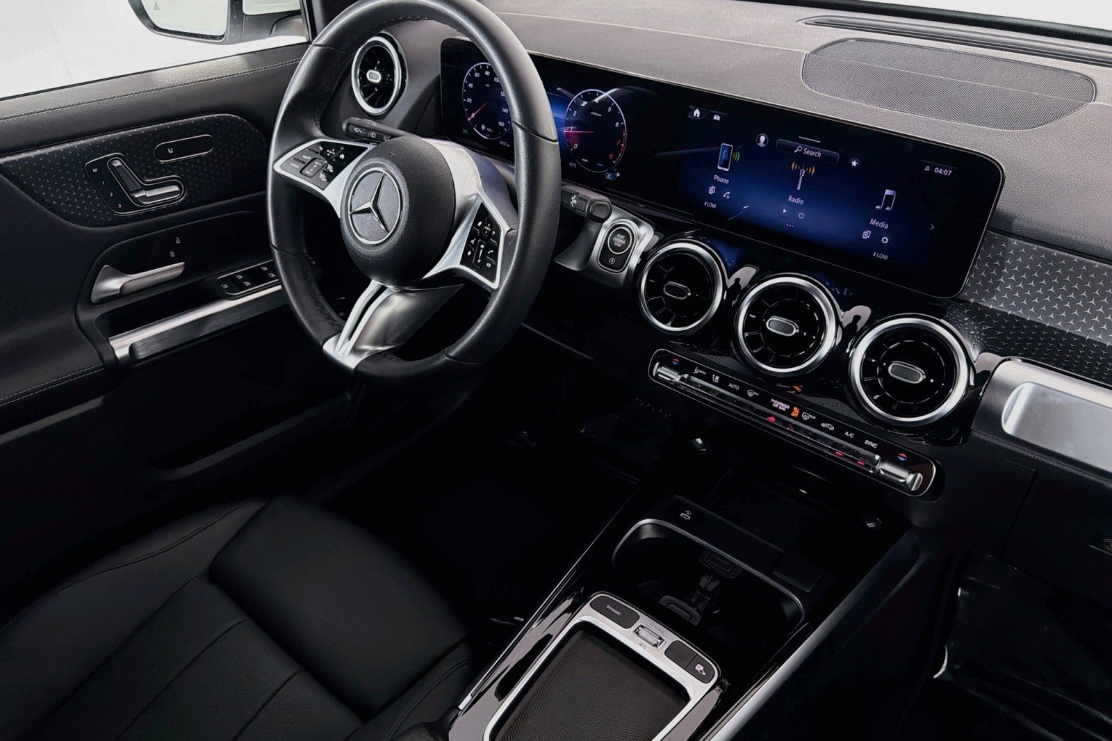 Certified Used 2026 Polar White Mercedes-Benz 250 image 18