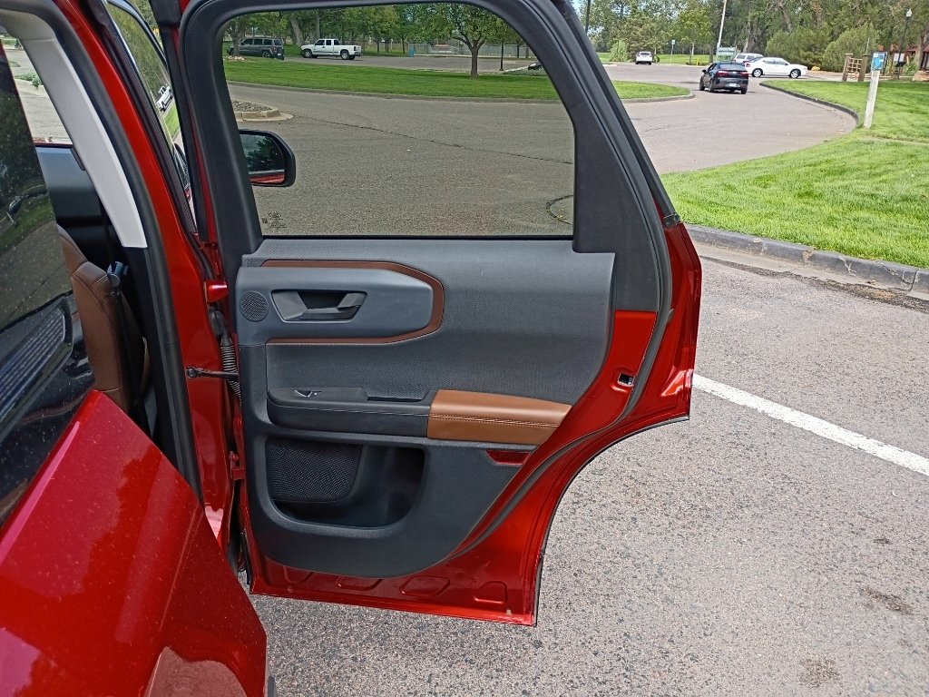 Used 2022 Hot Pepper Red Tinted Clearcoat Ford Outer Banks image 13
