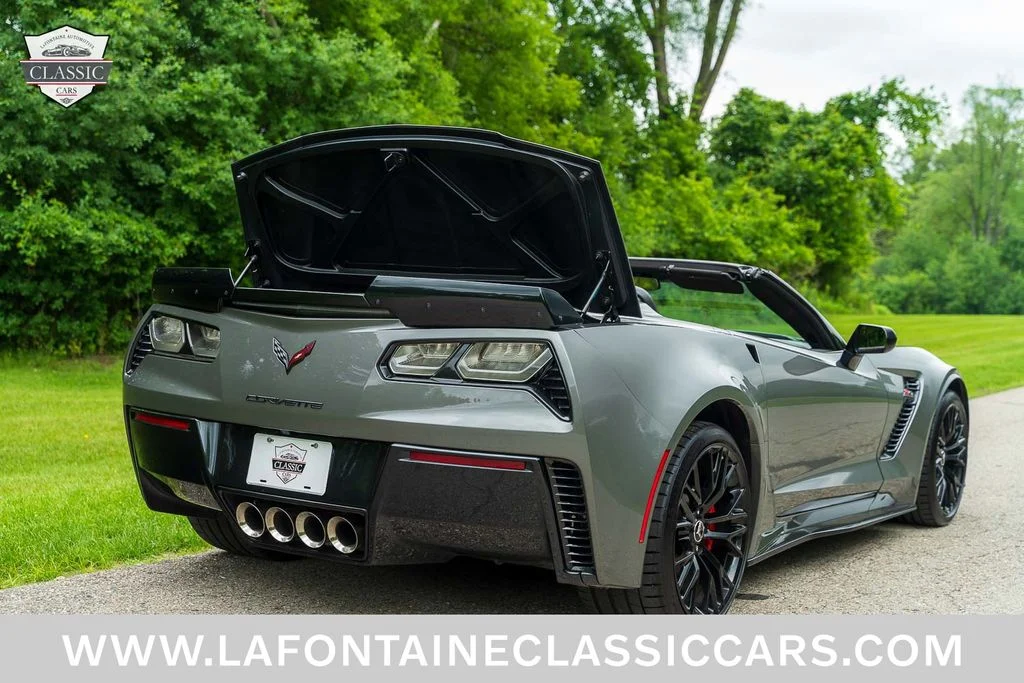 Used 2015 Gray Chevrolet Z06 image 47