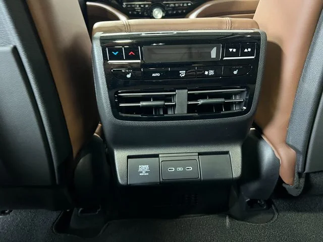 New 2026 Platinum White Pearl Acura Advance Package image 32
