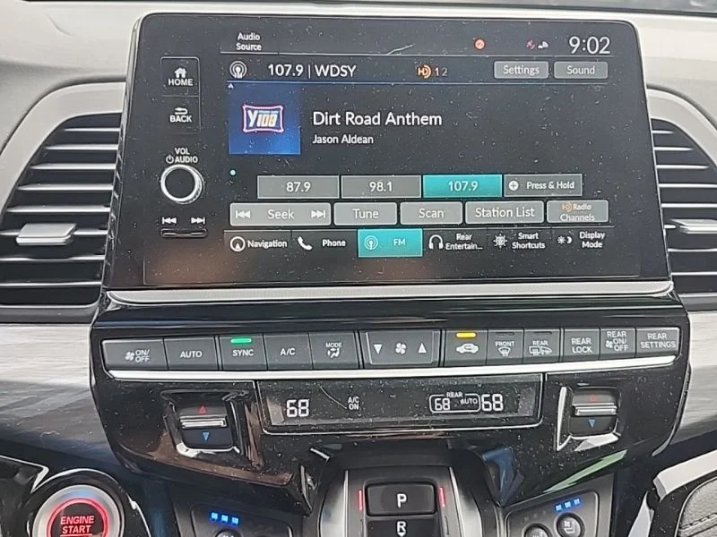 Used 2025 Black Honda Elite image 12