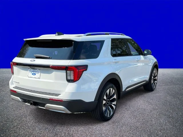 New 2027 White Ford Platinum image 3