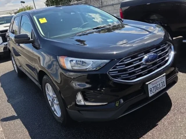 2021 Ford Edge SEL AWD's photo