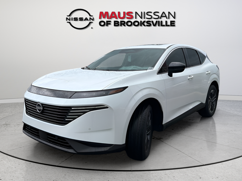New 2026 White Nissan SL image 4