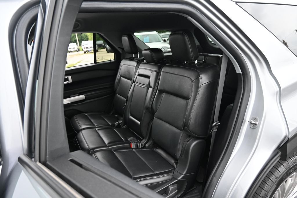 Certified Used 2021 Silver Metallic Ford Limited image 31