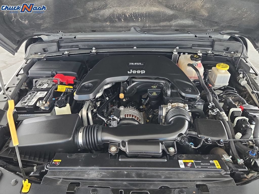 Used 2021  Jeep Mojave image 34