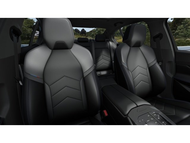 New 2027 Dark Graphite Metallic BMW 550e image 11