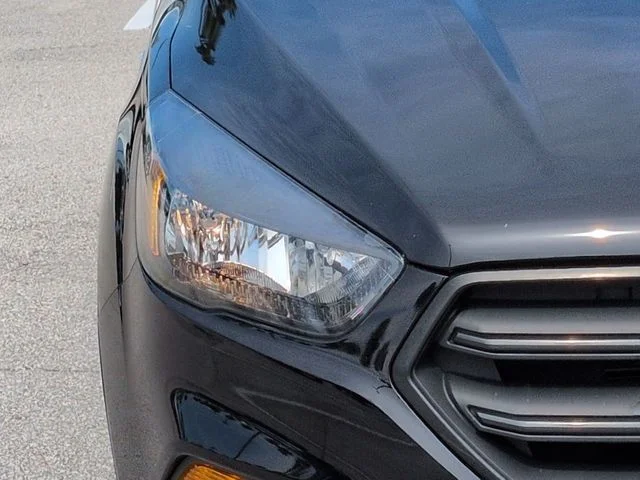 Used 2019 Black Ford S image 10