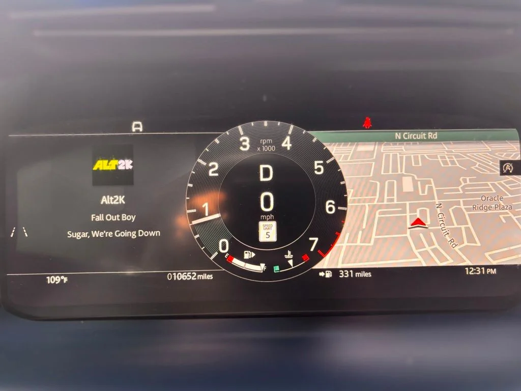 Certified Used 2025  Land Rover S image 19