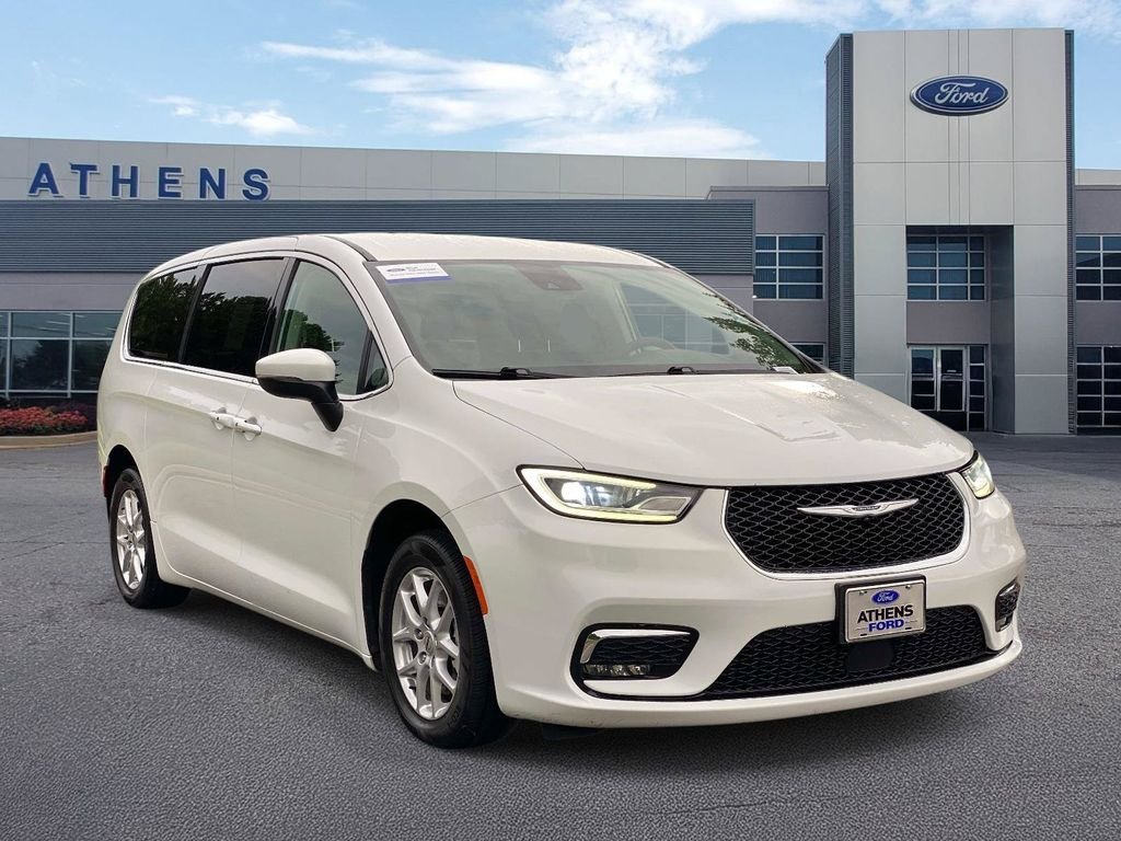 2023 Chrysler Pacifica