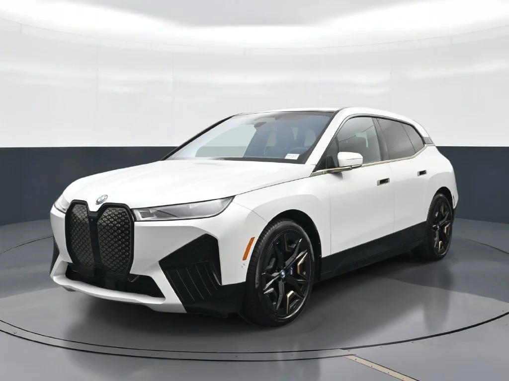 2024 BMW iX