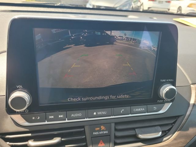Used 2023 Black Nissan 2.5 SV image 21