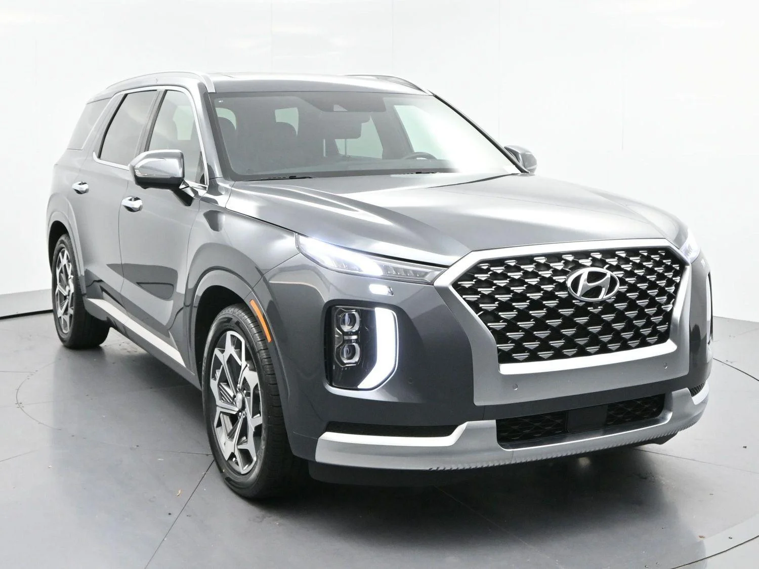 Used 2021 Steel Graphite Hyundai Calligraphy image 2