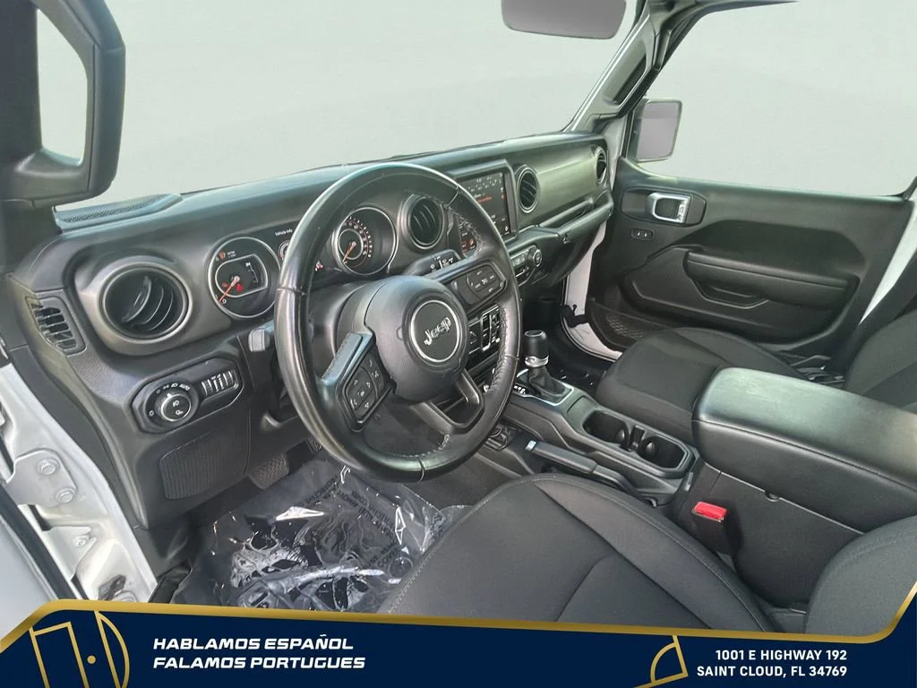 Used 2022  Jeep Willys image 17