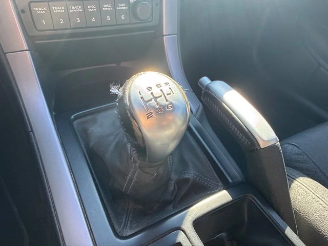 Used 2006 Blue Pontiac Base image 29