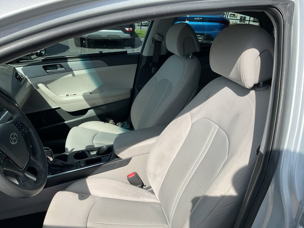 Used 2017 Symphony Silver Hyundai 2.4L image 13