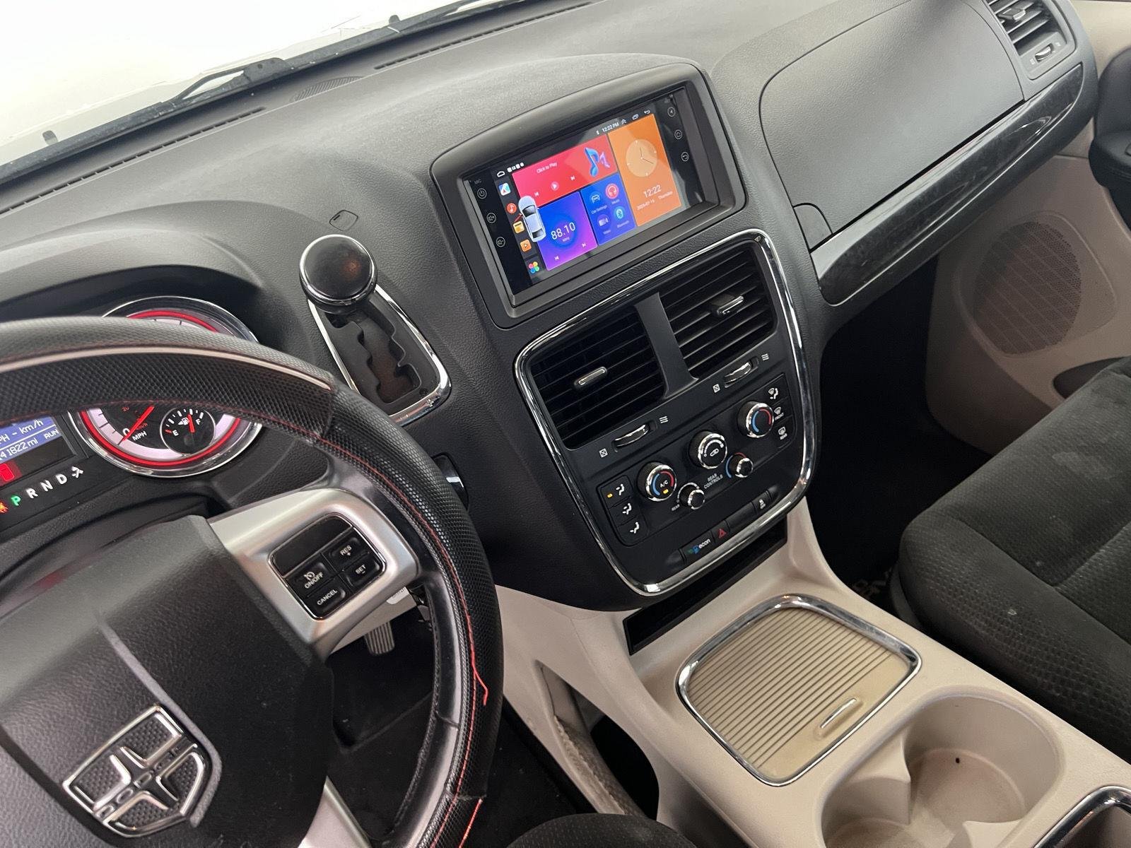 2016 Dodge Grand Caravan SXT - Photo 23