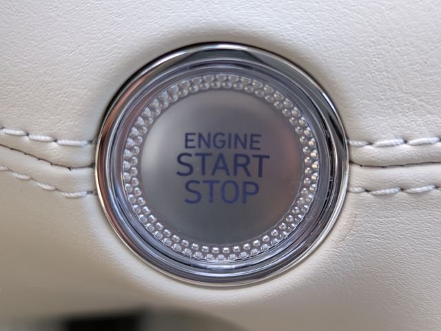 New 2026 White Genesis 3.5T e-SC image 22