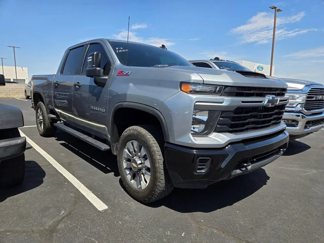 2024 Chevrolet Silverado 2500 HD Custom