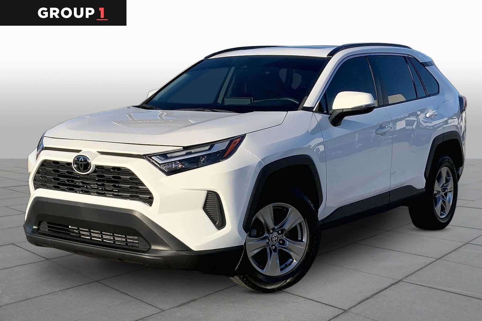 2022 Toyota RAV4 XLE