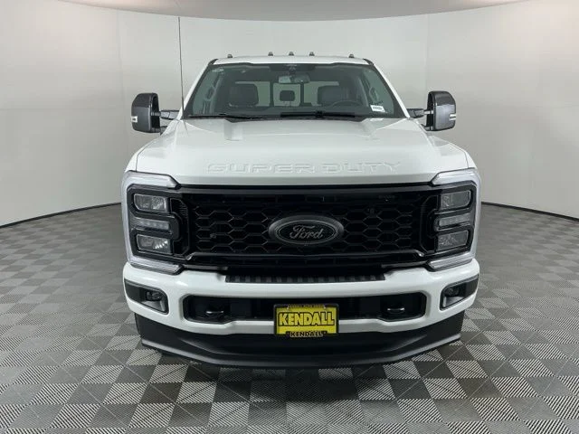New 2026 star white Ford Lariat image 2