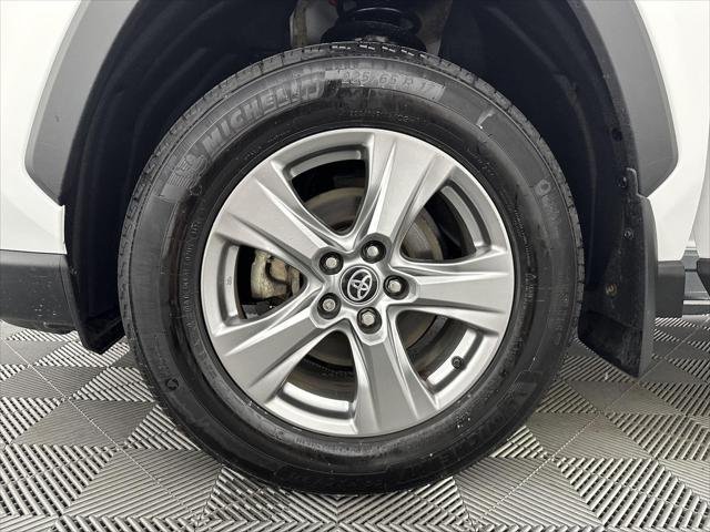 Certified Used 2024 ICE CAP Toyota  image 22
