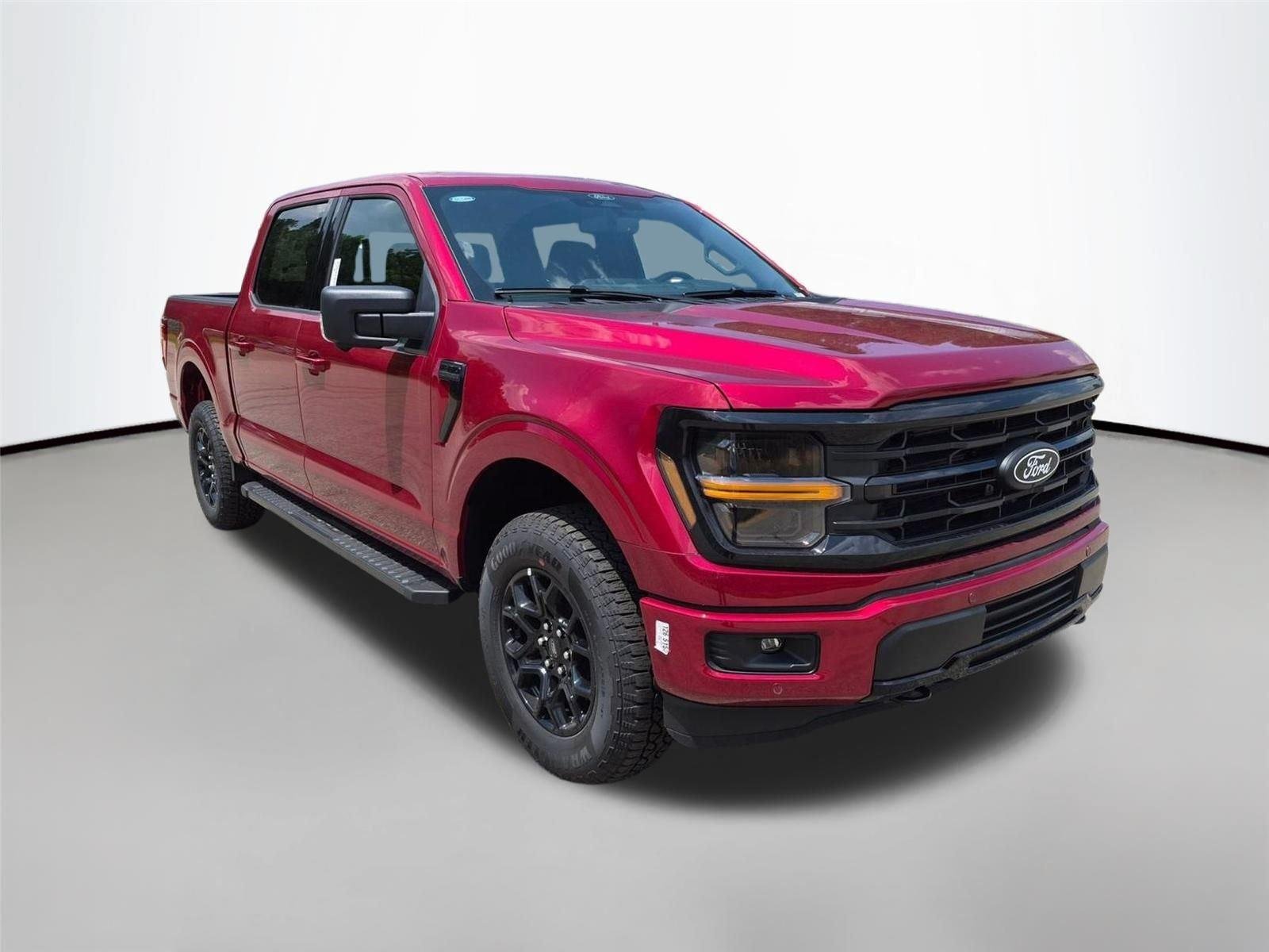 New 2026 Ruby Red Metallic Tinted Clearcoat Ford XLT image 3