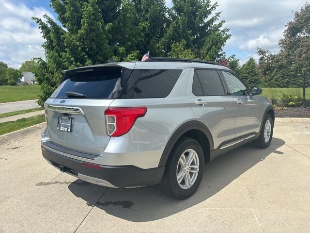 Certified Used 2024 Iconic Silver Metallic Ford XLT image 6