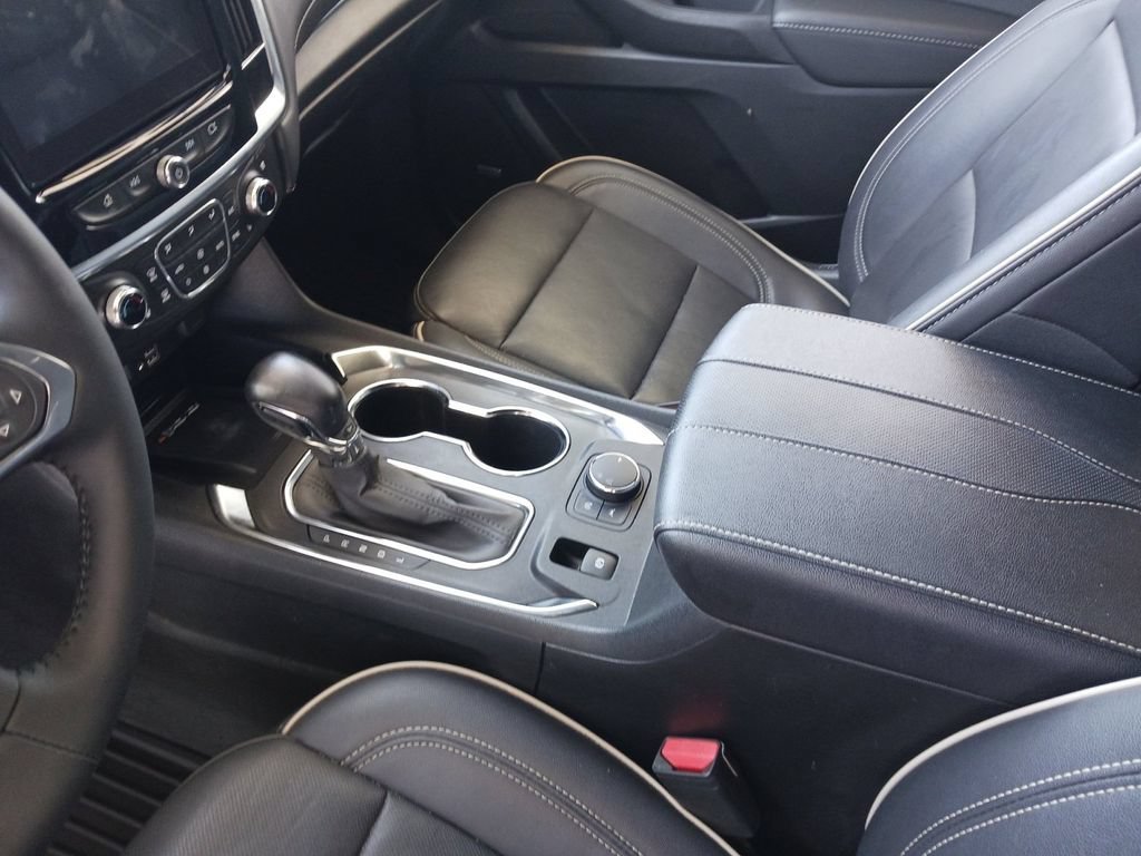 Used 2022 Mosaic Black Metallic Chevrolet Premier image 11