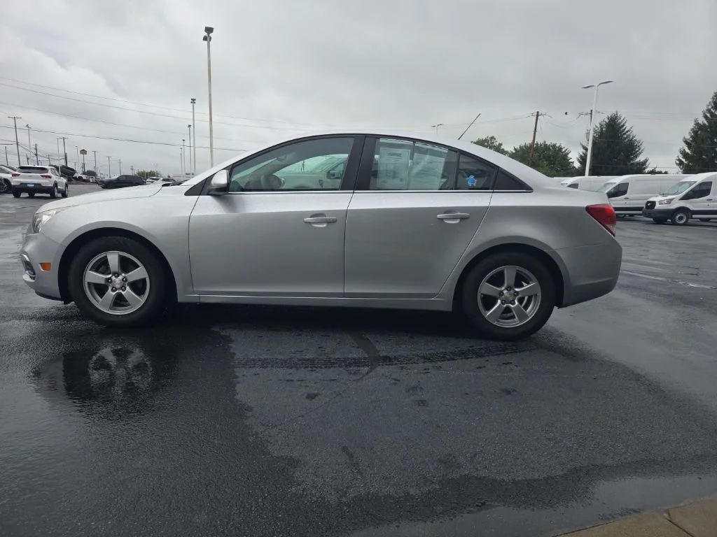 Used 2016 Silver Chevrolet 1LT image 8