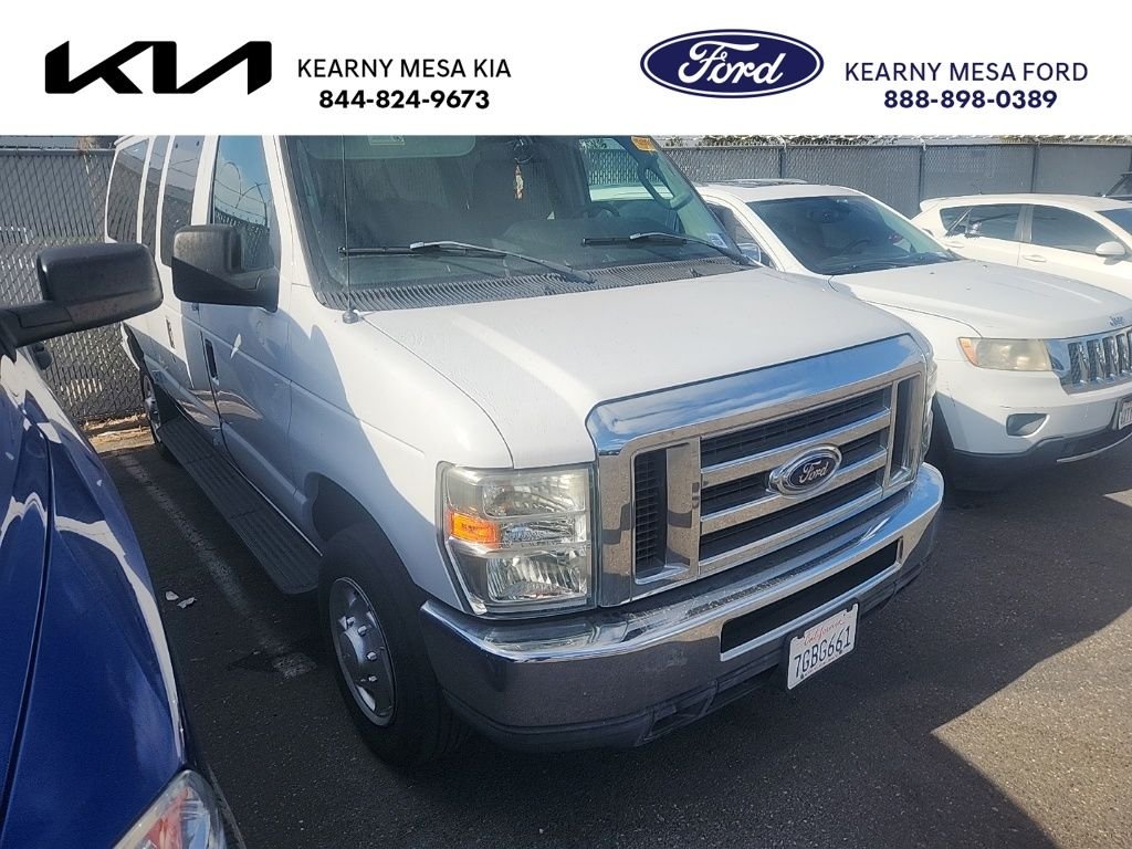 Used 2013 White Ford XL image 1