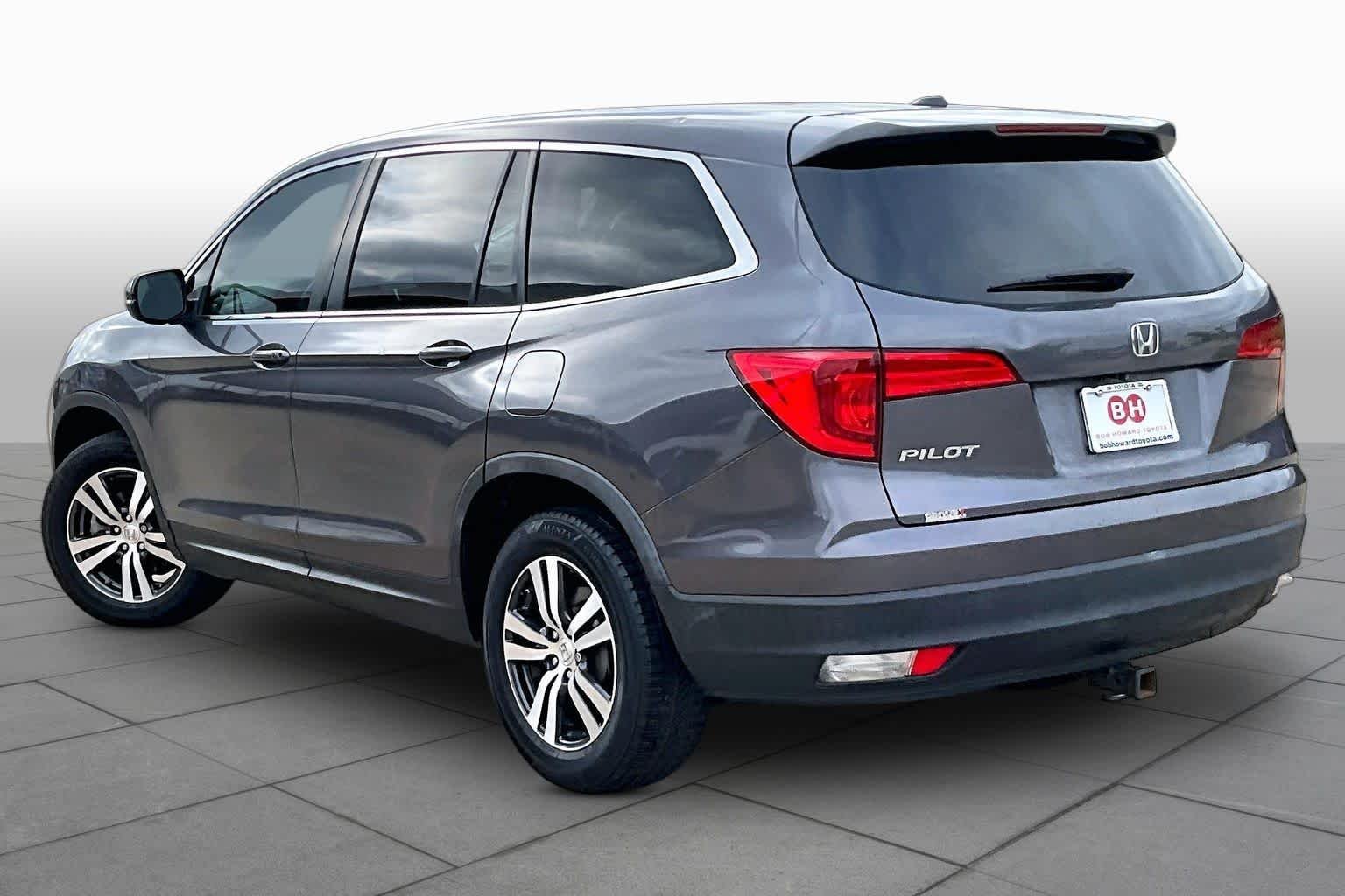 Used 2018 Modern Steel Metallic Honda EX image 10