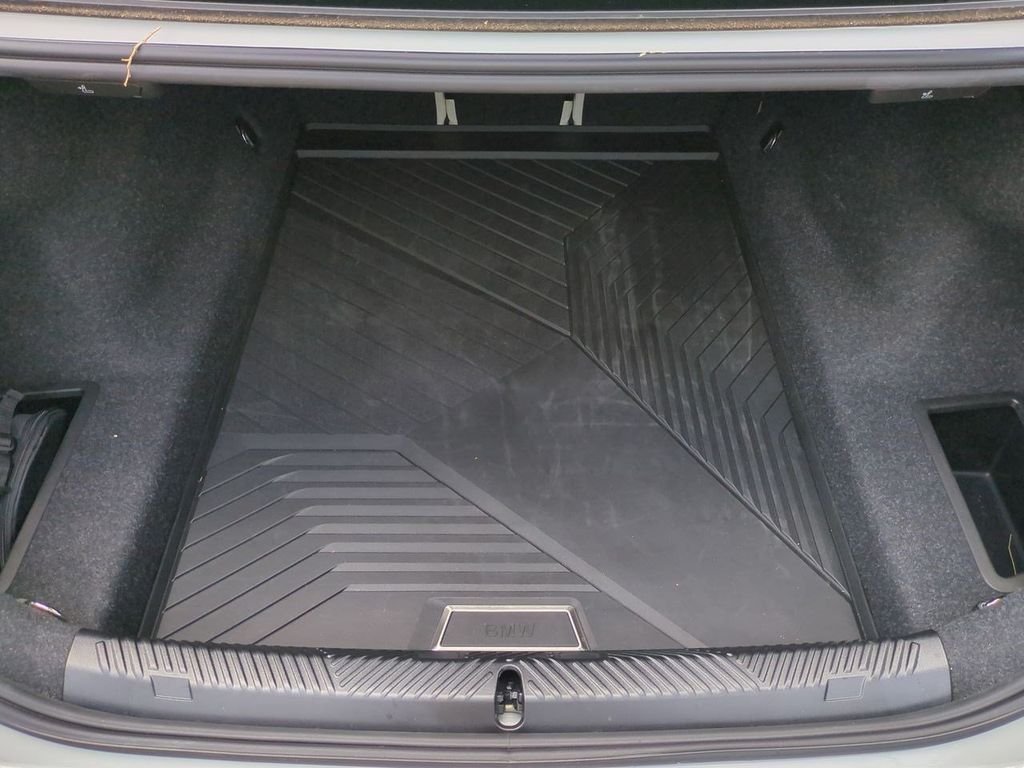 2026 BMW 5 Series 530i - Photo 13