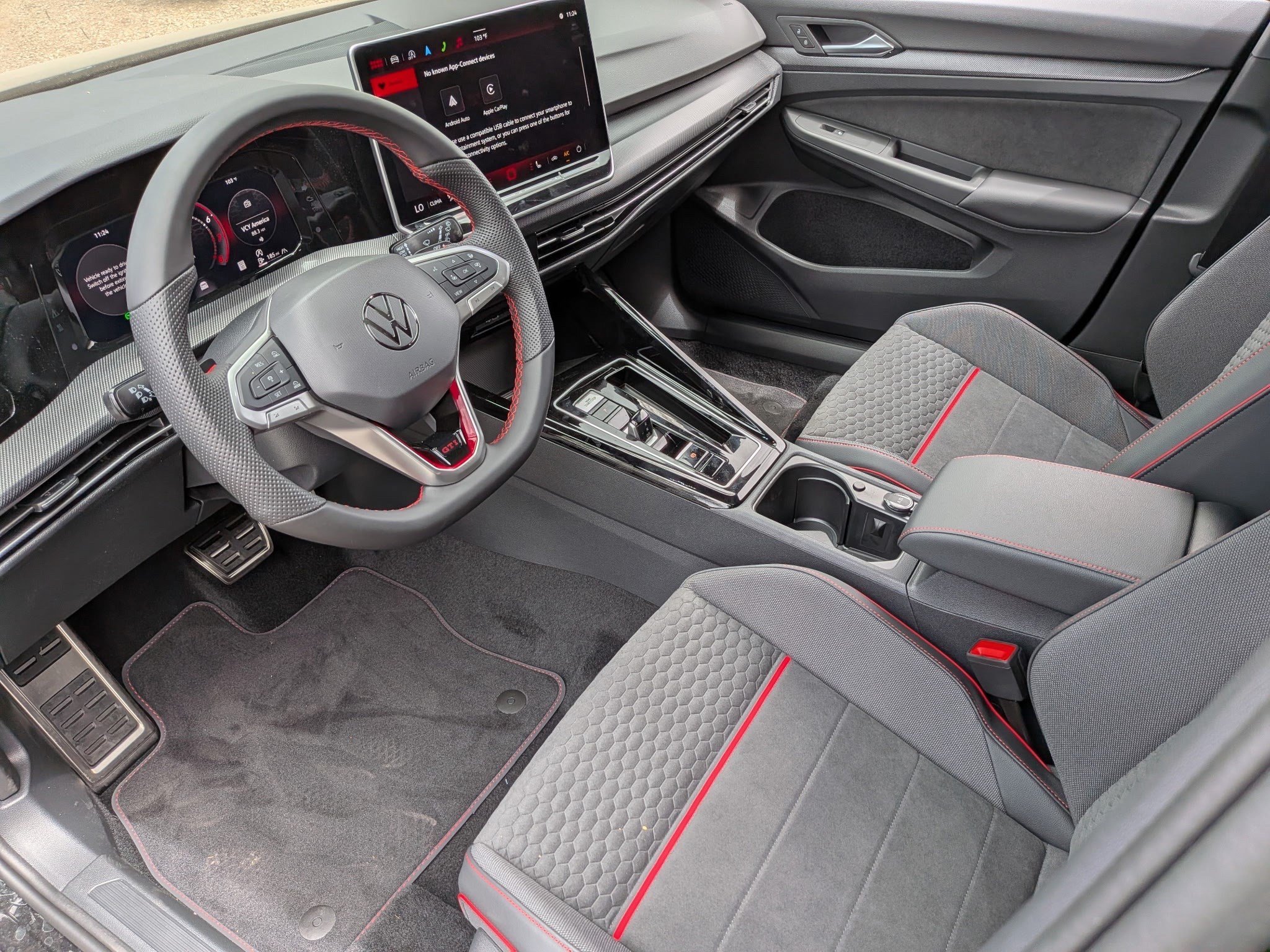 New 2026 Mythos Black Metallic Volkswagen SE image 14