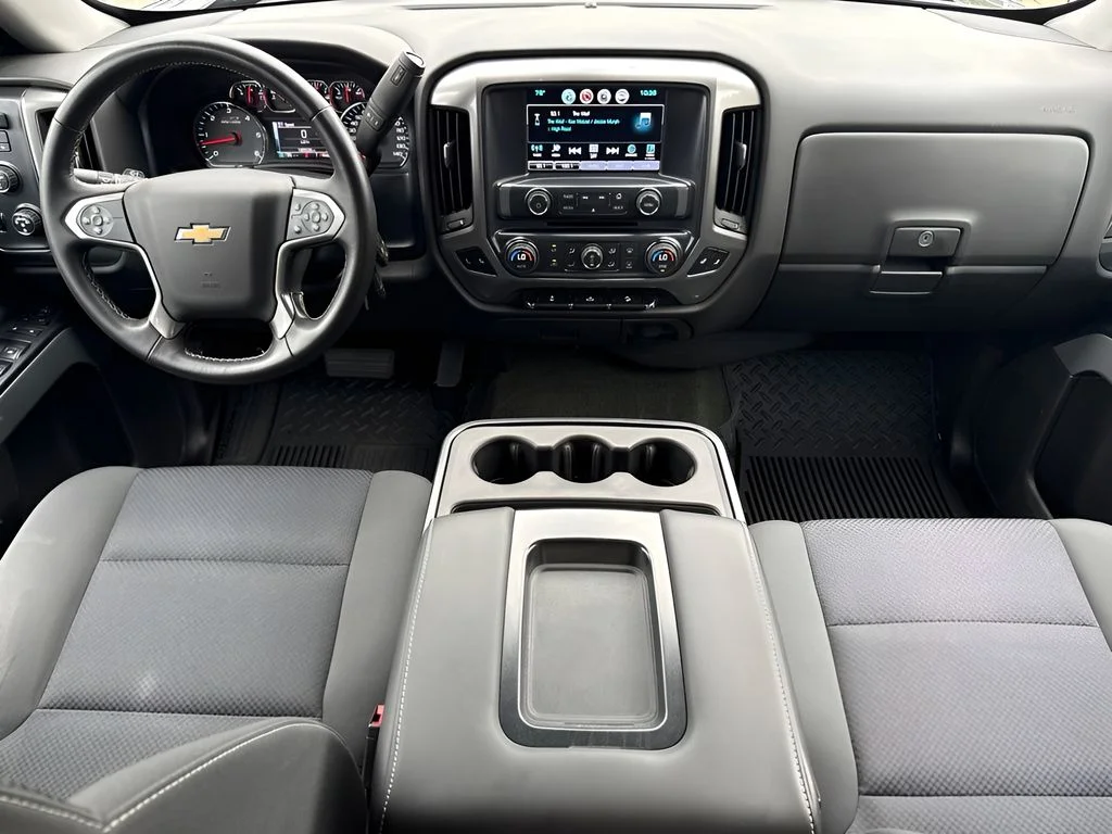 Used 2017 Gray Chevrolet LT image 12