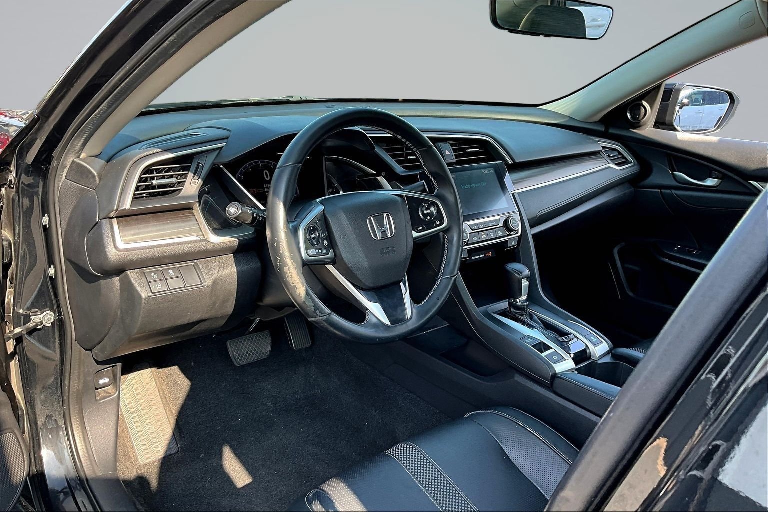 Used 2019 Black Honda EX-L image 16