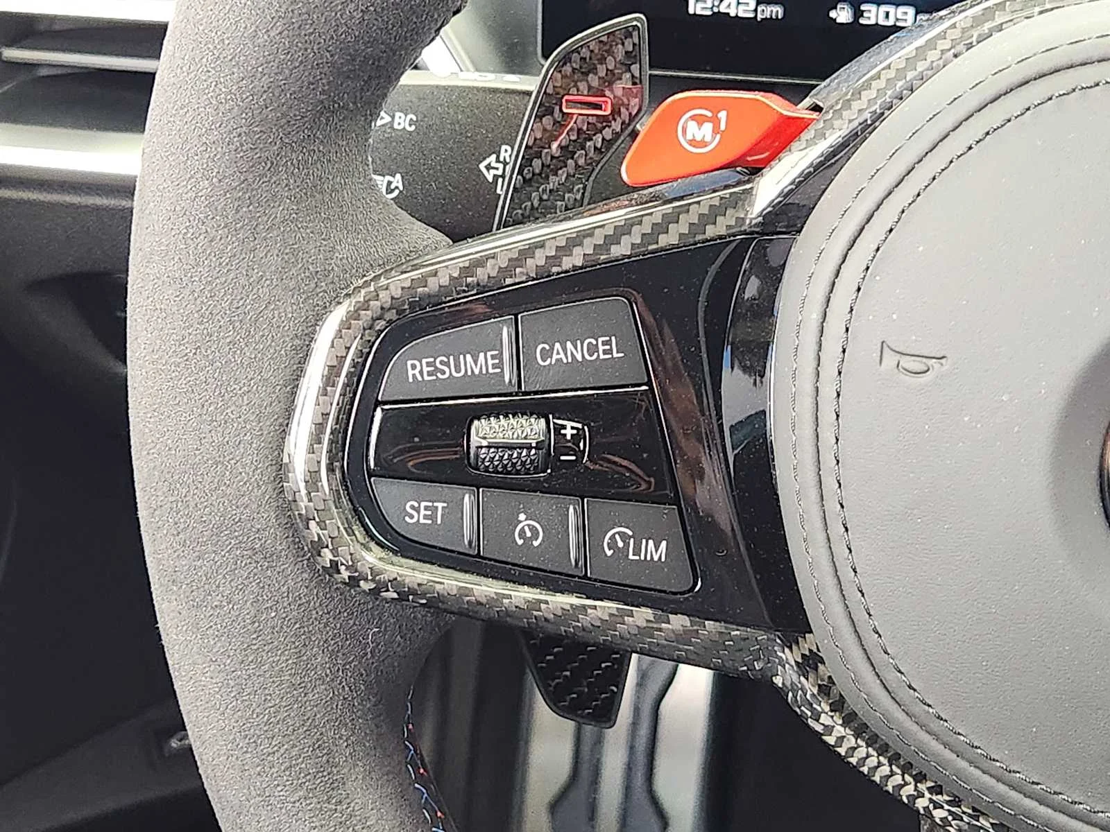 Used 2025 Black Sapphire Metallic BMW  image 19