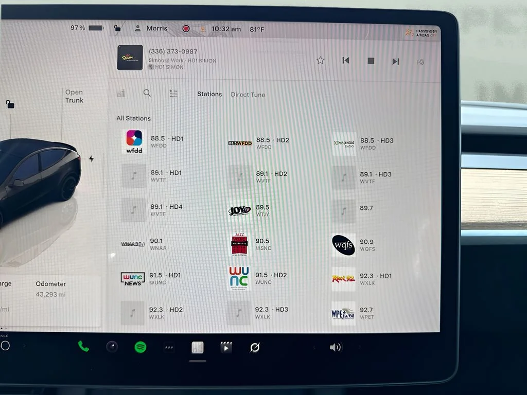 Used 2022 Black Tesla Performance image 10