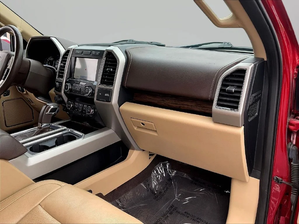 Used 2020 Red Ford Lariat image 30