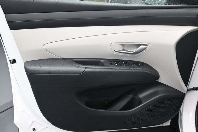 New 2026 White Hyundai SE FWD image 13