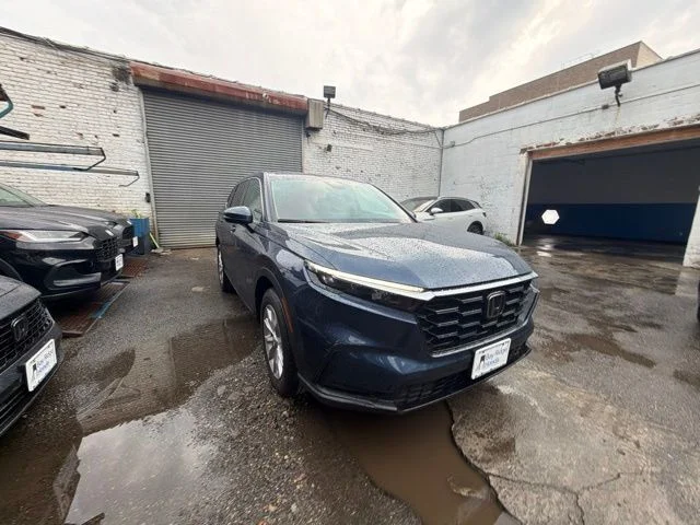 Used 2024  Honda EX image 3