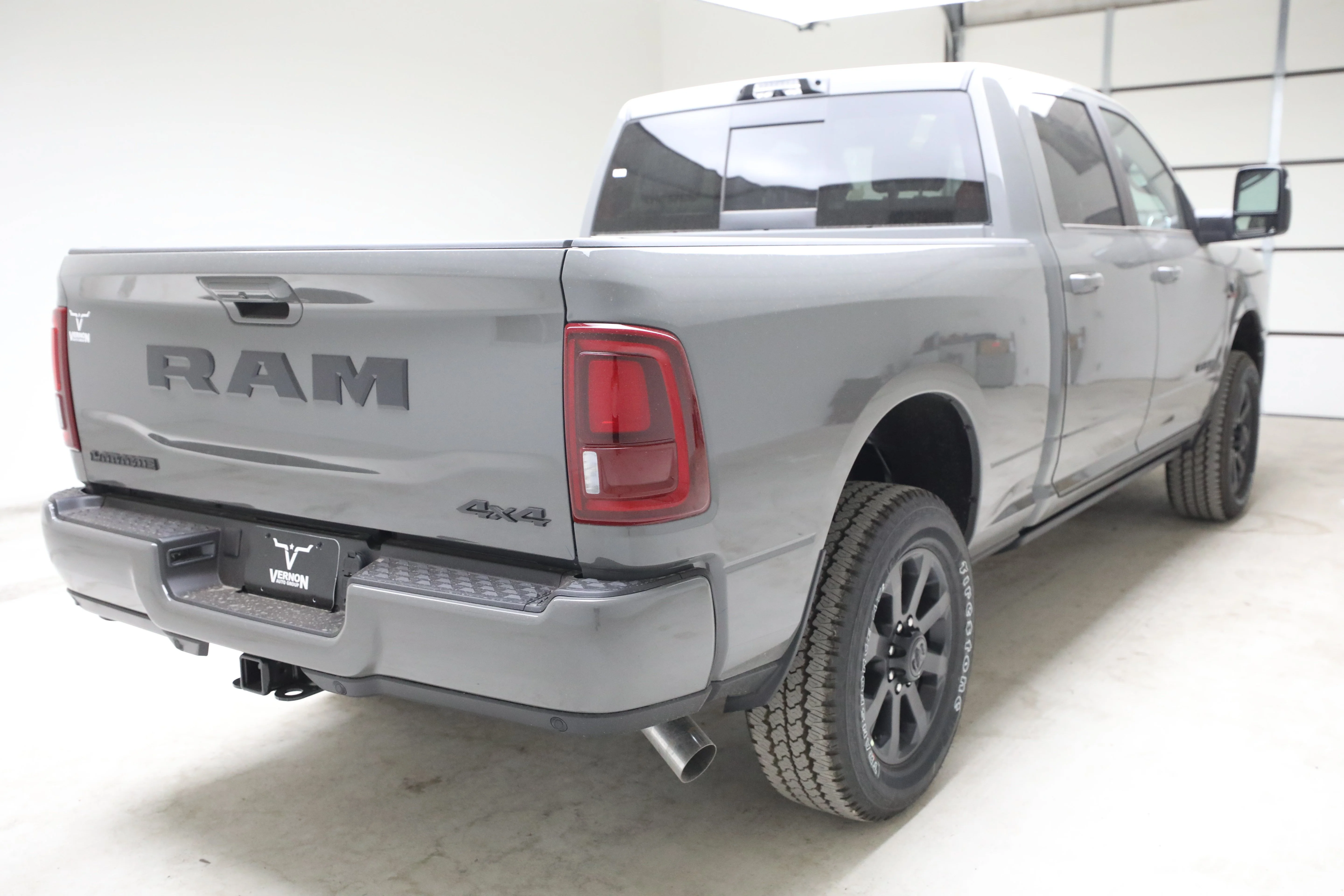 New 2026 Ram 3500 SRW Laramie Night Edition Crew Cab 4x4