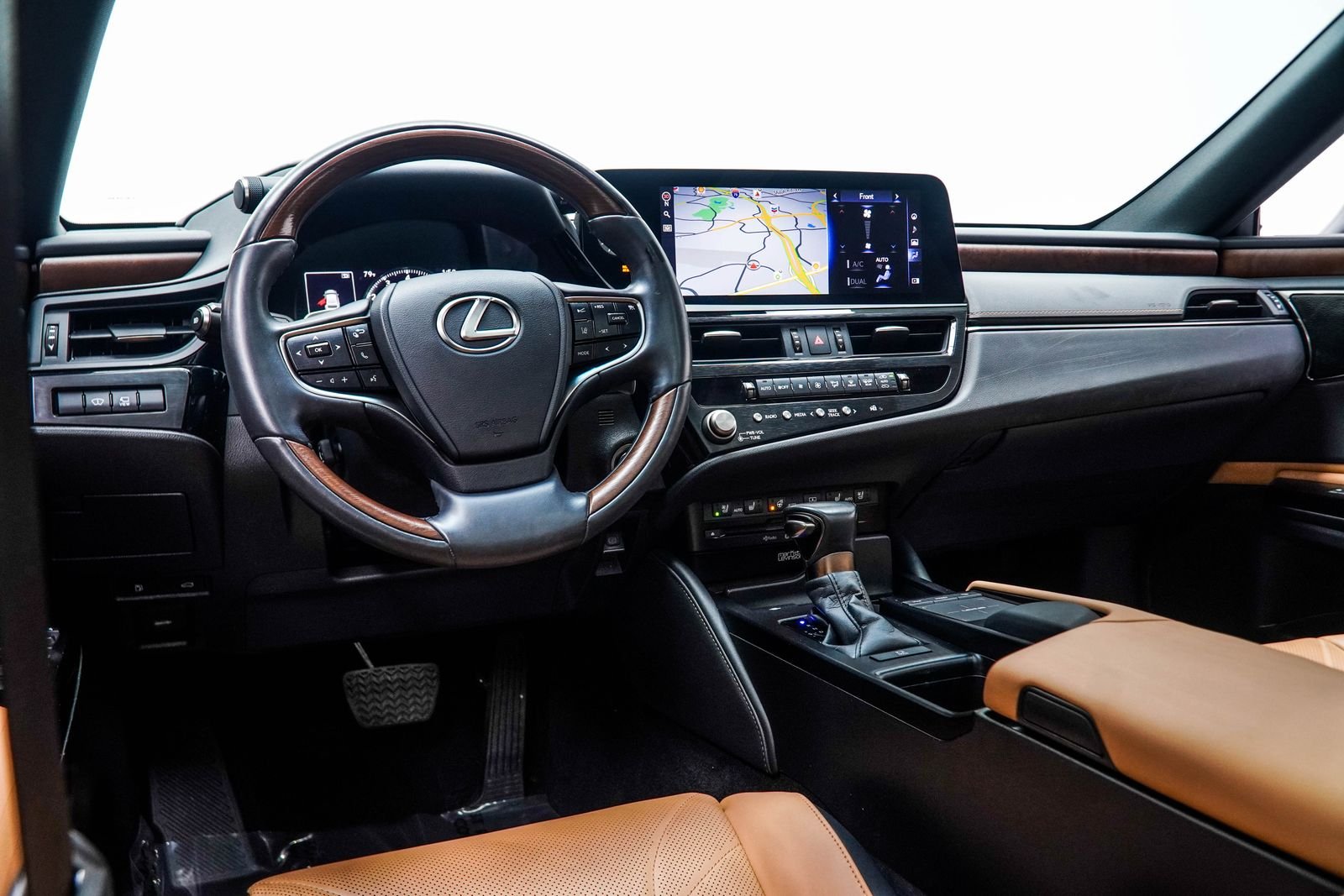 Used 2022 White Lexus 350 Ultra Luxury image 19