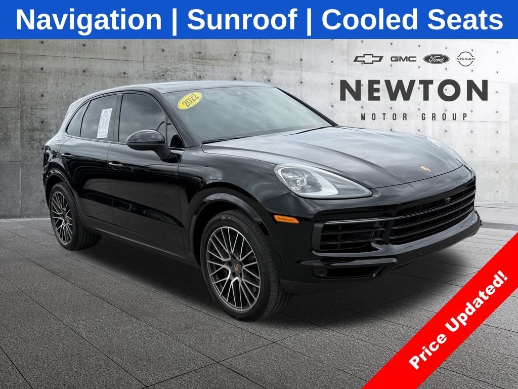 2022 Porsche Cayenne S's photo