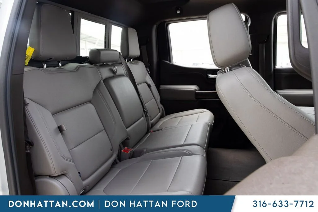 Used 2021 Silver GMC SLT image 20