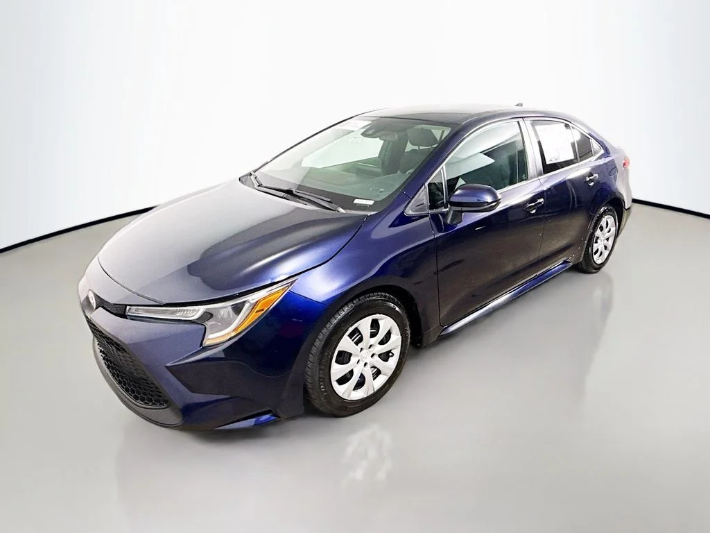 Used 2022 Blueprint Toyota LE image 3